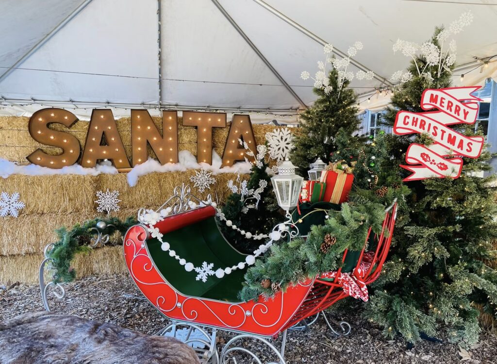 Christmas Decorations at Avila Valley Barn in San Luis Obsipo County